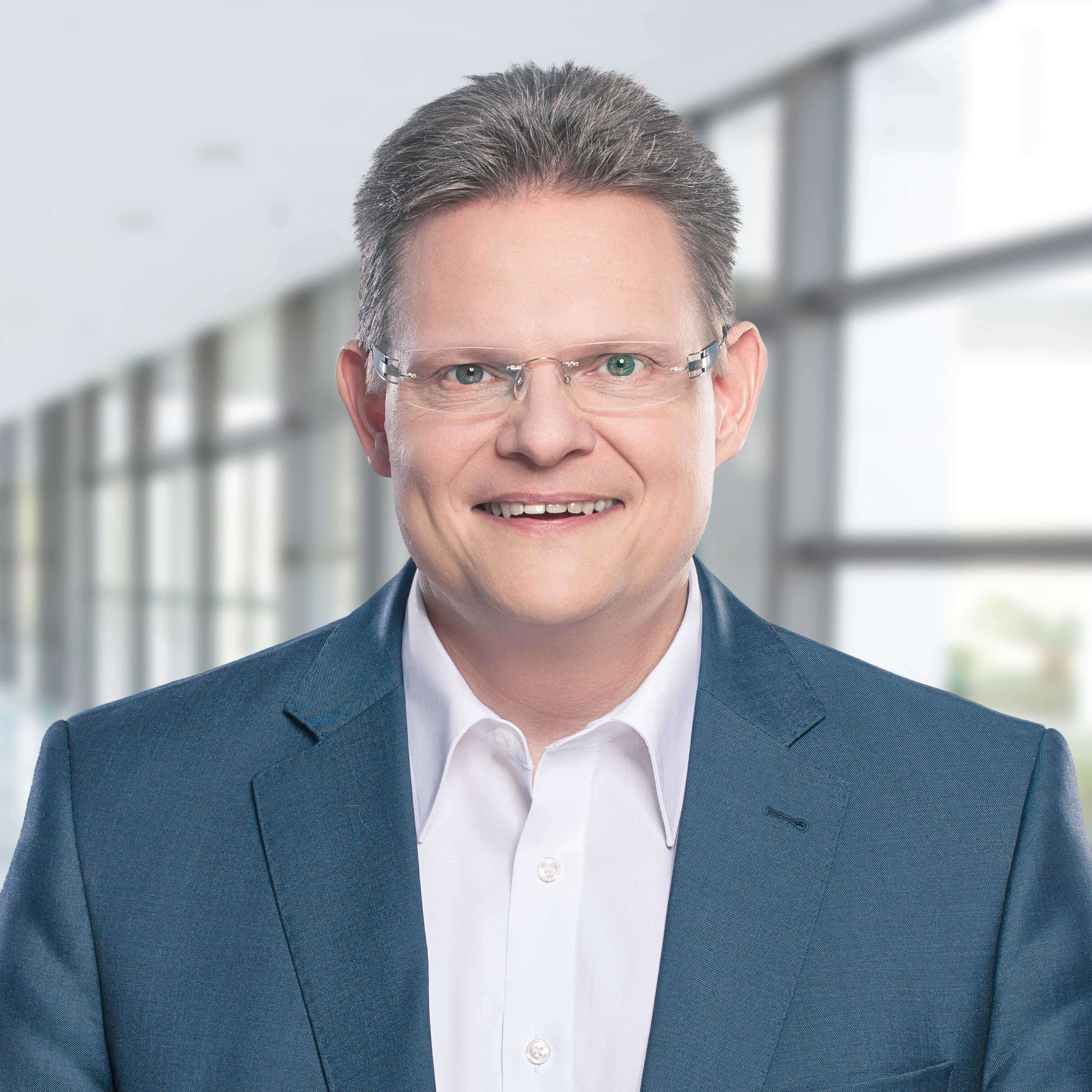 Reinhold Schlotterer Reinhold Schlotterer